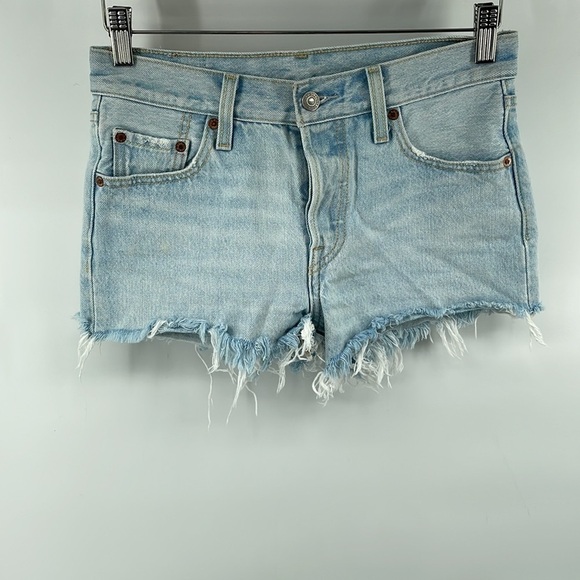 Levi’s jean shorts frayed light denim vacation summer warm weather sz 25 - Picture 7 of 11